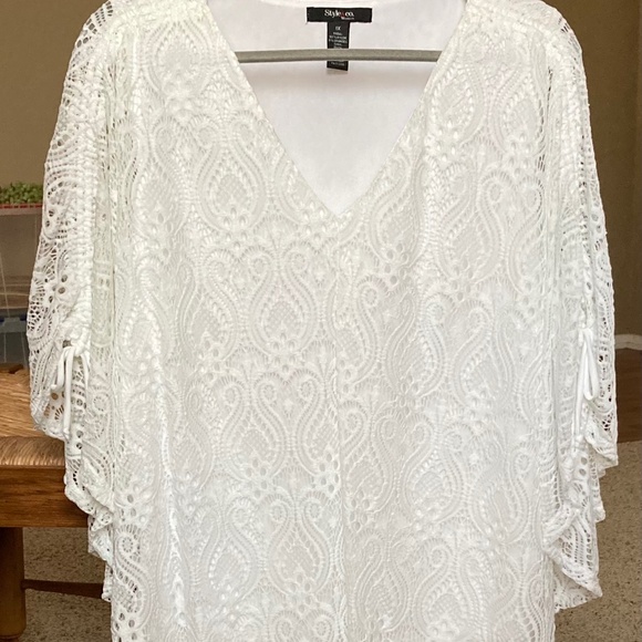 Style & Co Flowy top - Picture 1 of 6
